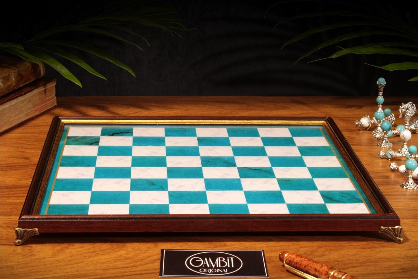 Echiquier Deluxe haut de gamme 32 cm, cadre en bois, de style pierre marbrée pour jeu d'échecs, pieds en métal