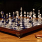 Jeu d'échecs Deluxe haut de gamme en métal et pierres semi-précieuses, échiquier en bois et pieds en métal de 32 cm