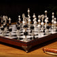 Jeu d'échecs Deluxe haut de gamme en métal et pierres semi-précieuses, échiquier en bois et pieds en métal de 32 cm