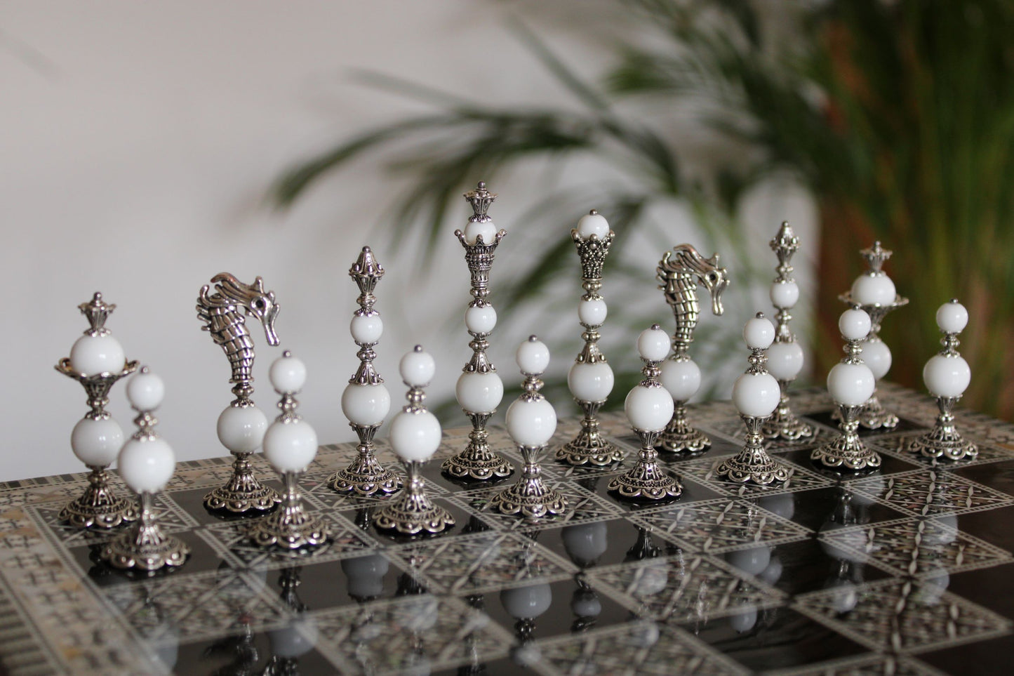 Pièces de jeu d'échecs Obsidienne Blanche Collection Elégance